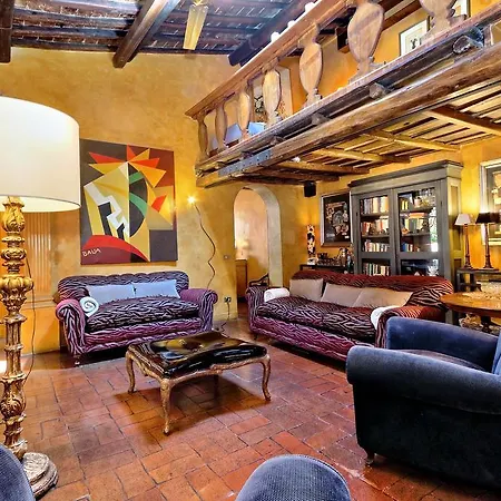 Trastevere Large With Terrace | Romeloft Apartment