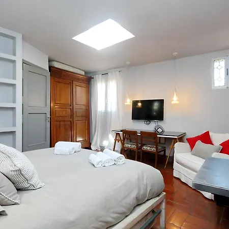 Trastevere Large With Terrace | Romeloft Apartment Rome