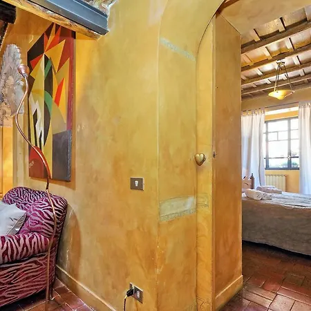 Trastevere Large With Terrace | Romeloft Apartment